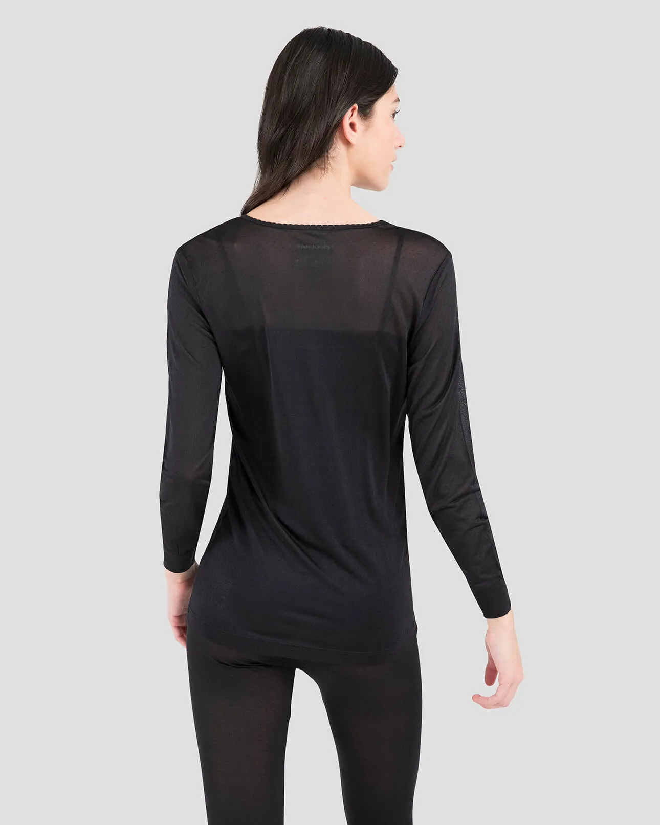 1.0 Women's Thermasilk® Heritage Lightweight Scoop Neck Baselayer Top