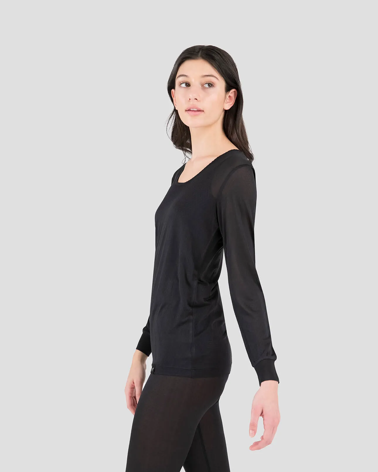 1.0 Women's Thermasilk® Heritage Lightweight Scoop Neck Baselayer Top