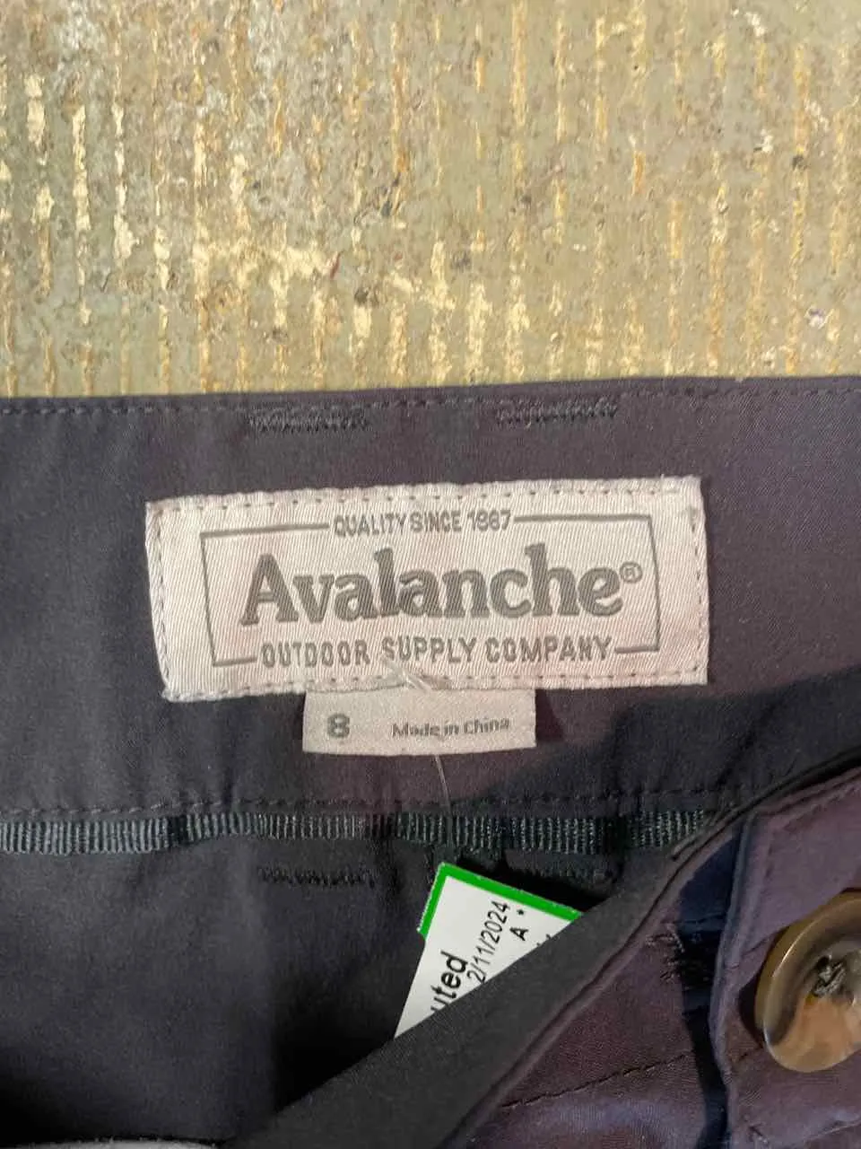 Avalanche Outdoor Supply Hiking Pants Women's 8