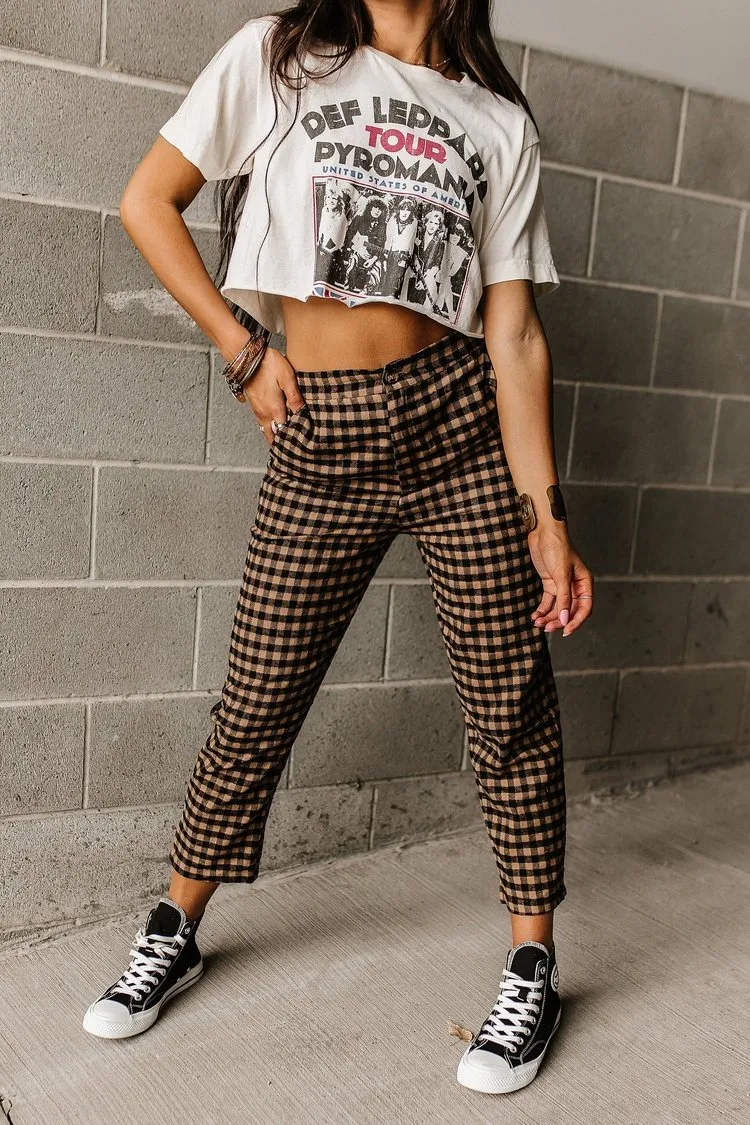 Checked in Cropped Pants