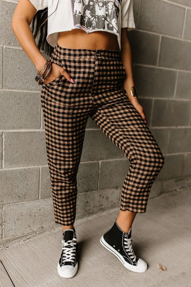 Checked in Cropped Pants